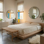 Arlequin lampadaire — 120 cm — vue d’ambiance dans une chambre