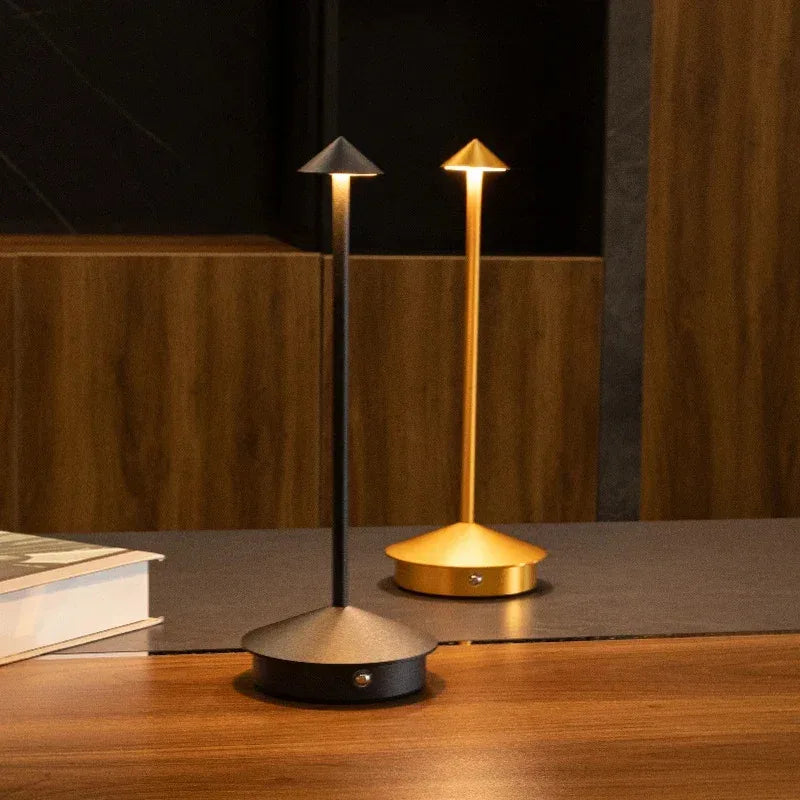PinaLume | Lampe de table tactile rechargeable