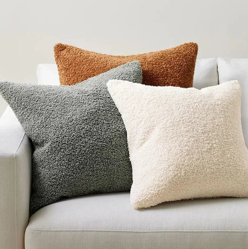 Cadeau saisonnier — Housse de coussin bouclette 45 × 45 cm