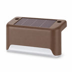 Jalons — vue entière d’une lampe solaire de finition marron, sur fond blanc.