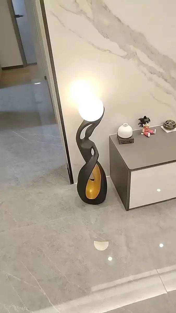 Lampe sculpturale à globe — 82 cm