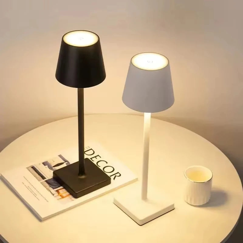 Vélia | Lampe de table tactile rechargeable