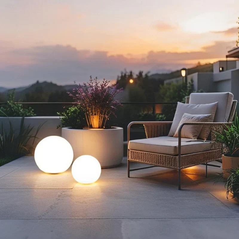Lampe de jardin sphérique – Résistante aux intempéries, multicolore avec télécommande pour la décoration extérieure et intéri