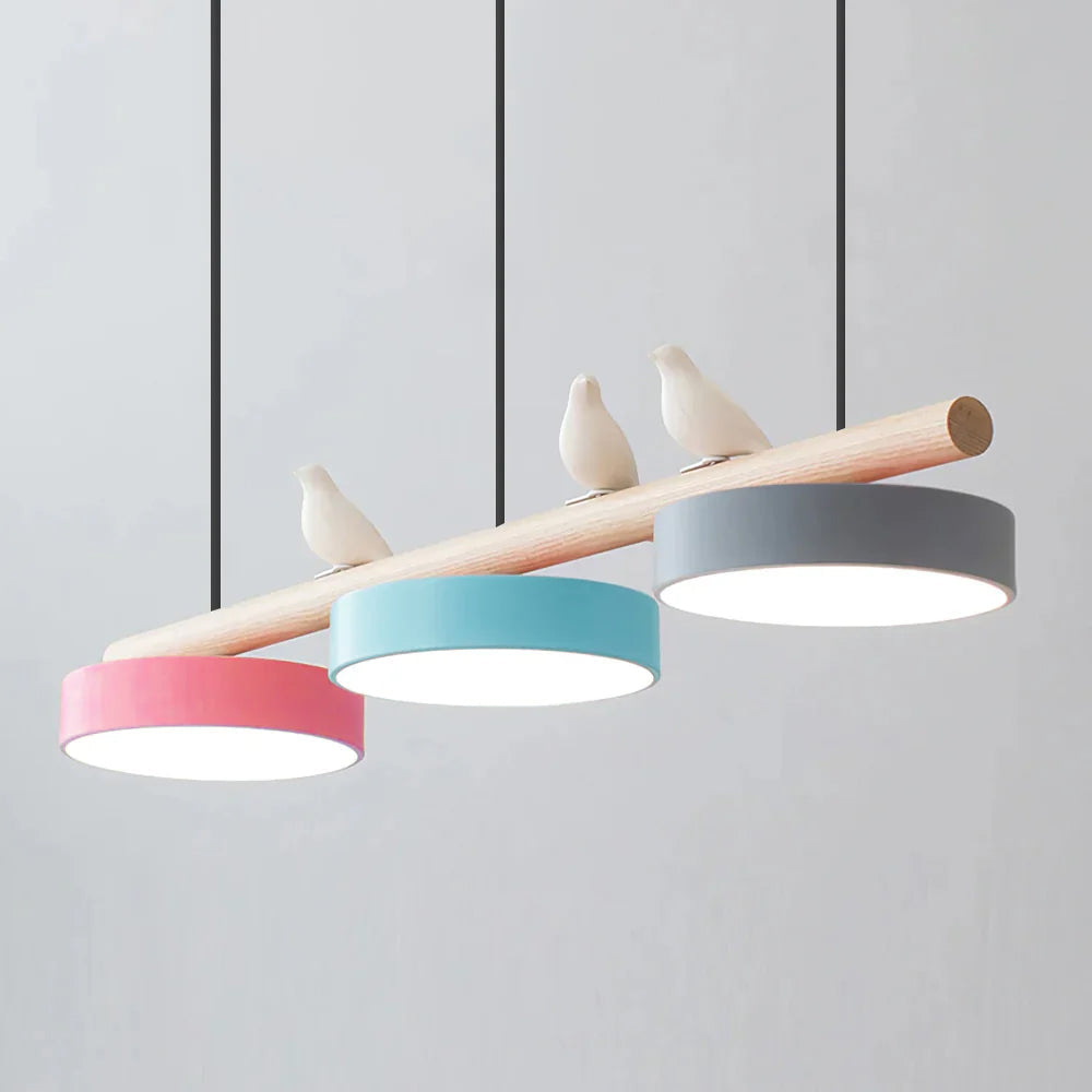 Aviara — câble noir et abat-jours rose, bleu et gris