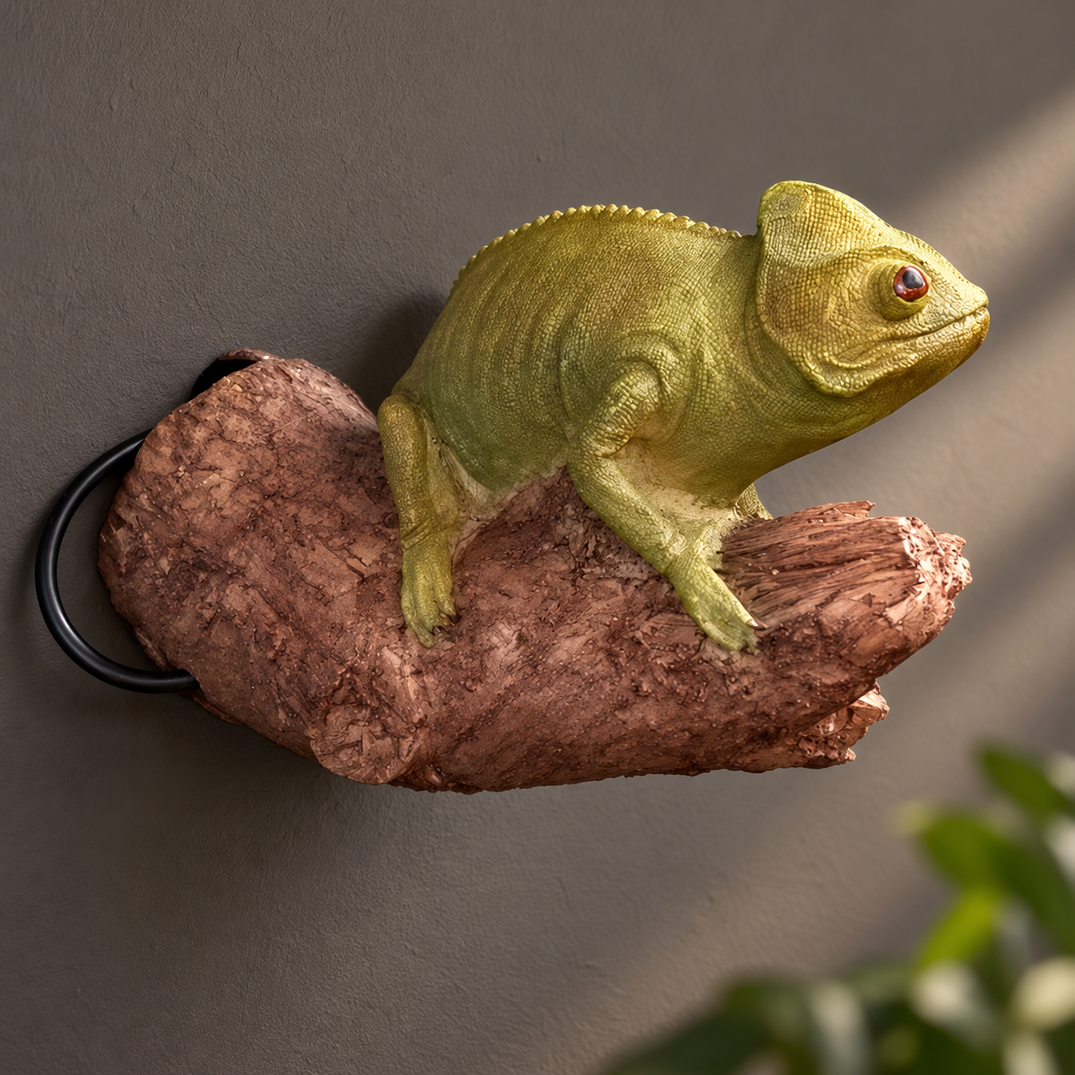 Caméléon sur branche — décor illustratif 8