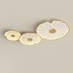 Floréane Plafonnier Feuille de Lotus - longueur 100 cm x largeur 60 cm x hauteur 6 cm - Finition grain de bois nature hydrographique - Lumière chaude