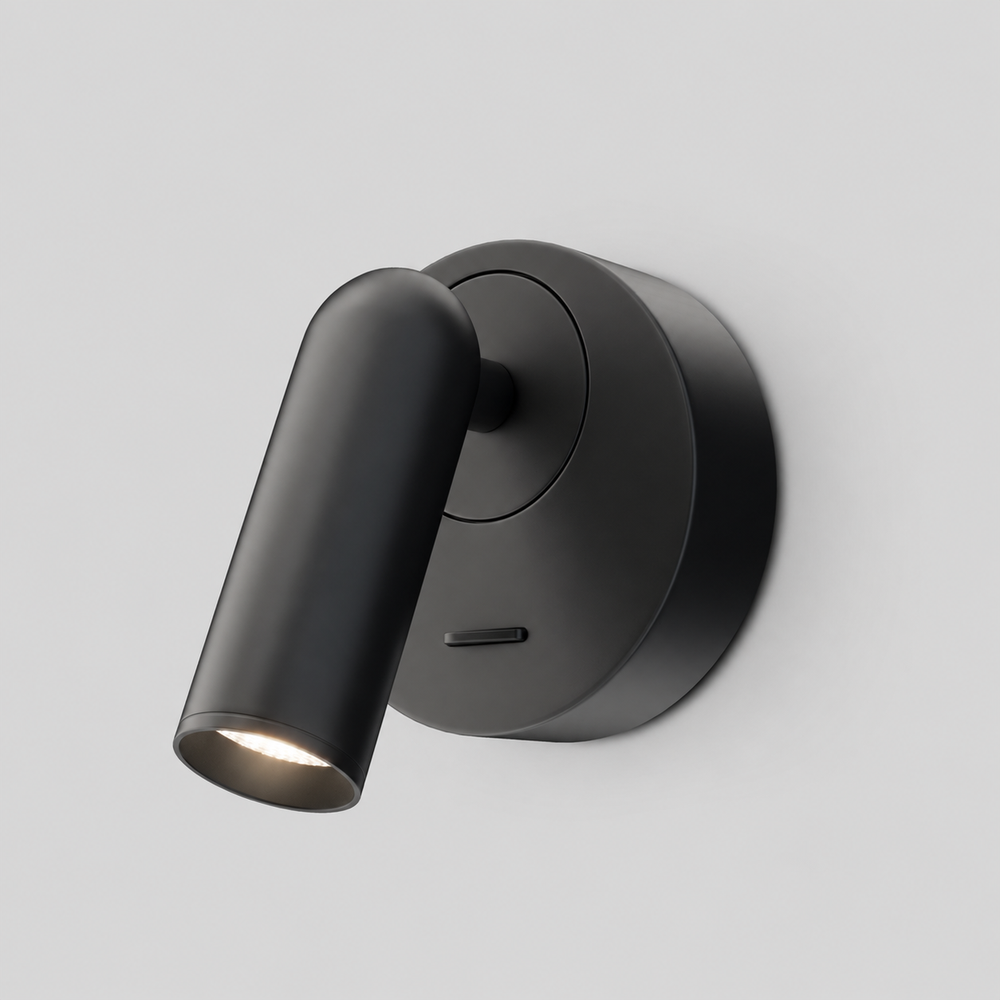 Mirax | Applique murale liseuse orientable à LED intégrée — produit isolé sur fond gris, arrière-plan retouché.