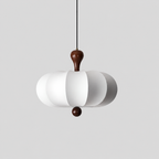 Nolune | Suspension en tissu et bois — produit isolé sur fond gris, arrière-plan retouché.
