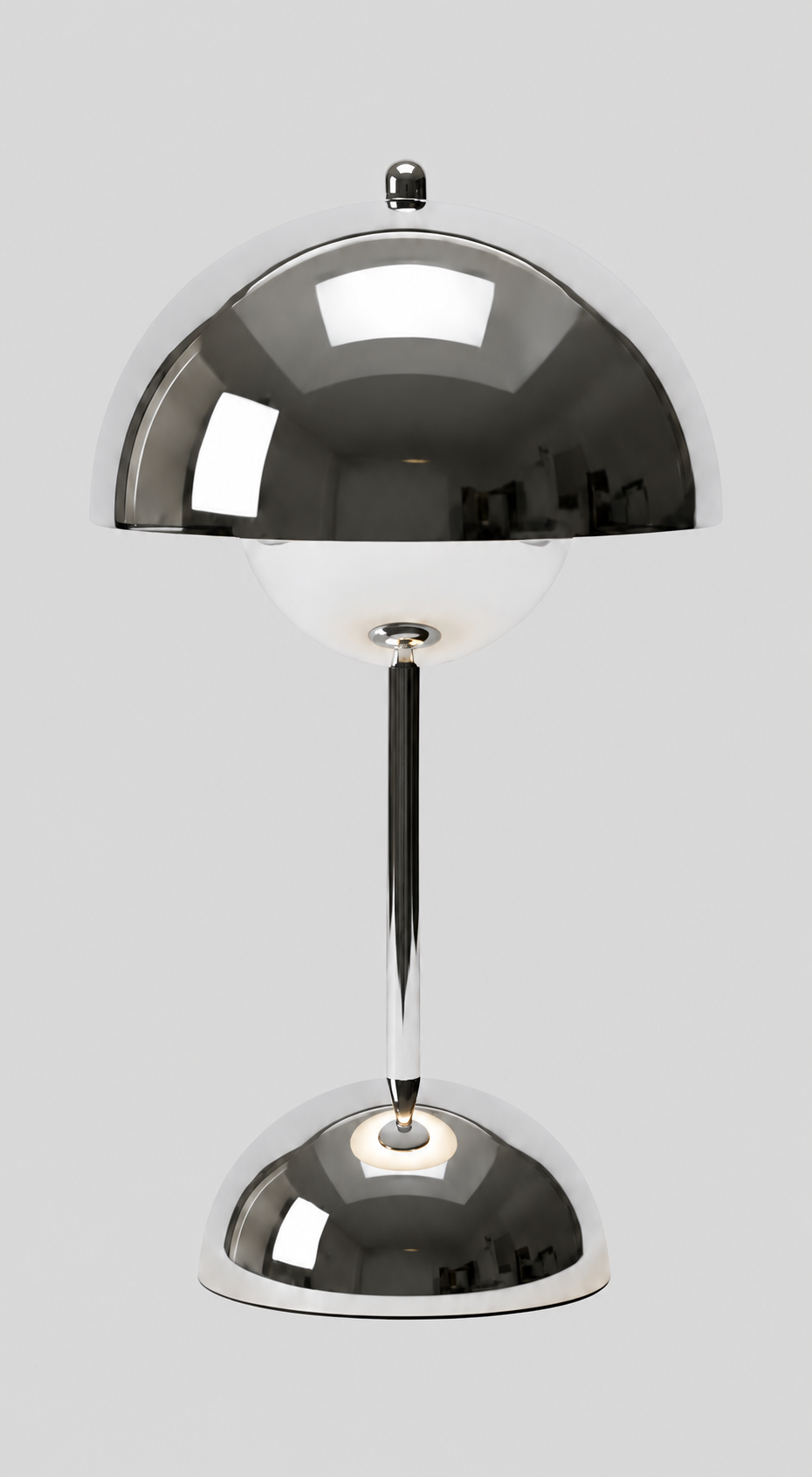 Chanterelle | Lampe champignon rechargeable — produit isolé sur fond gris, arrière-plan retouché.