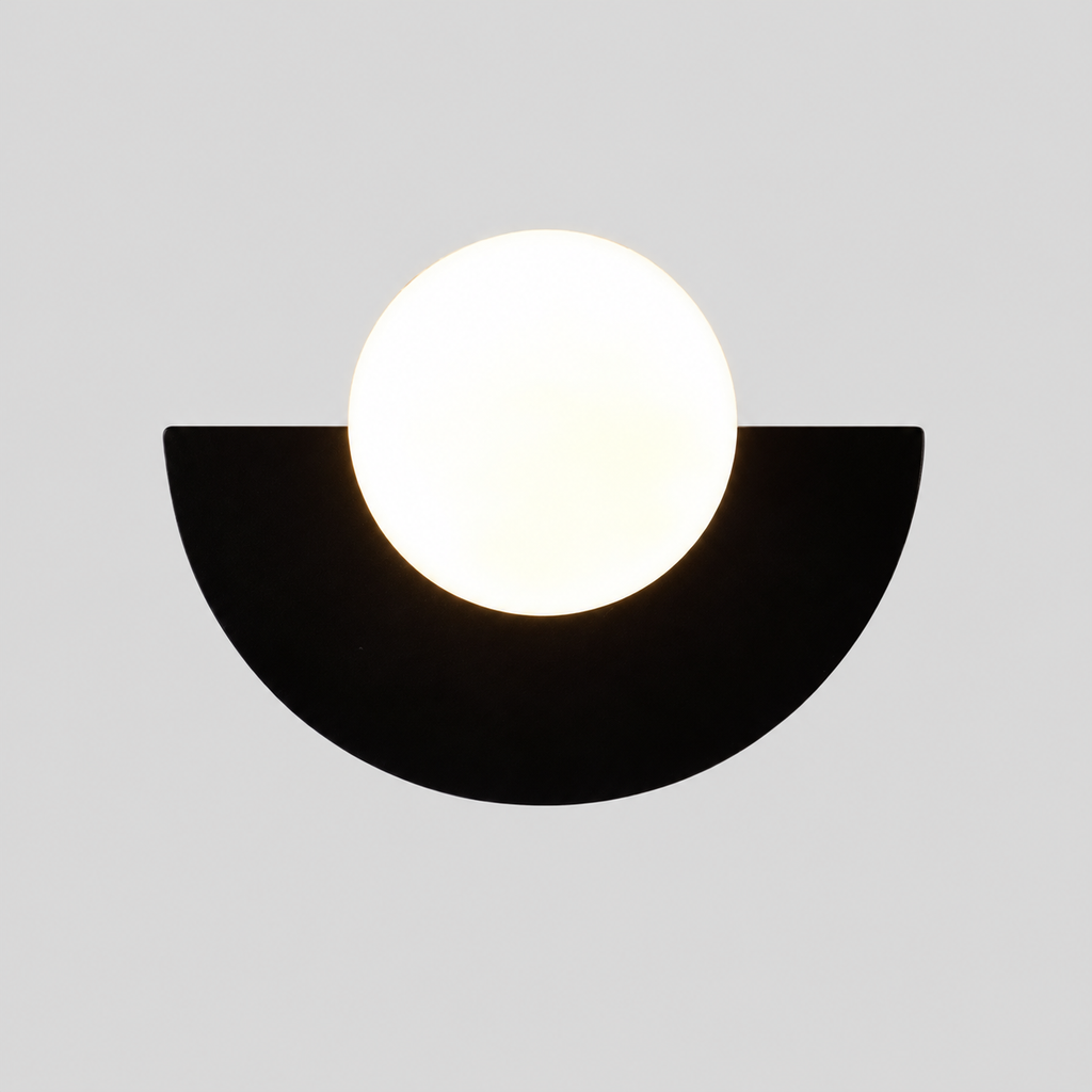 Demi-lune | Applique murale demi-cercle colorée — produit isolé sur fond gris, arrière-plan retouché.
