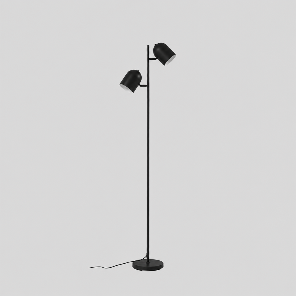 Isara | Lampe sur pied noire, 162 cm, à 2 lampes LED, métal — produit isolé sur fond gris, arrière-plan retouché.