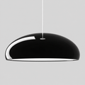 Suspension dôme — Noir ou orange — produit isolé sur fond gris, arrière-plan retouché.