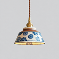 Bleuet | Suspension à motifs floraux — produit isolé sur fond gris, arrière-plan retouché.