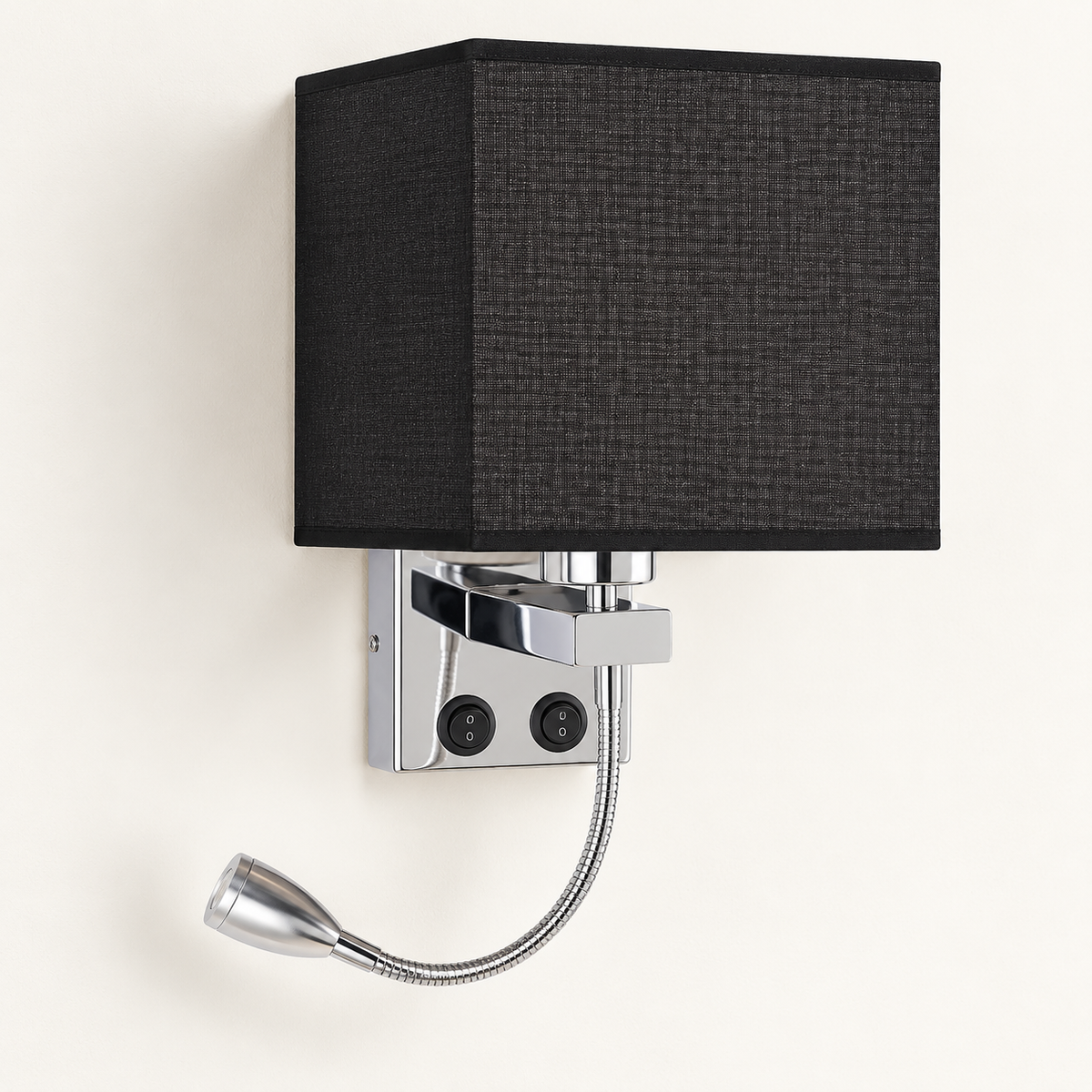 Aparté noire sans USB : abat-jour carré en tissu, platine chromée avec deux commandes et liseuse flexible