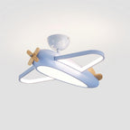 Plafonnier en forme d’avion bleu clair, ailes lumineuses ajourées et hélice en bois.