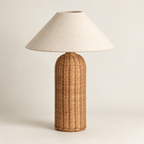 Lampe à poser en rotin 47 cm, vue studio éteinte