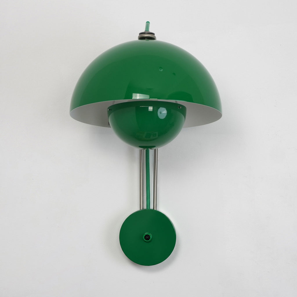 Applique à double coupole colorée — D 9.1″ x W 11″ x H 13.4″ / D 23cm x W 28cm x H 34cm / Vert