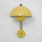 Applique à double coupole colorée — D 9.1″ x W 11″ x H 13.4″ / D 23cm x W 28cm x H 34cm / Jaune Clair