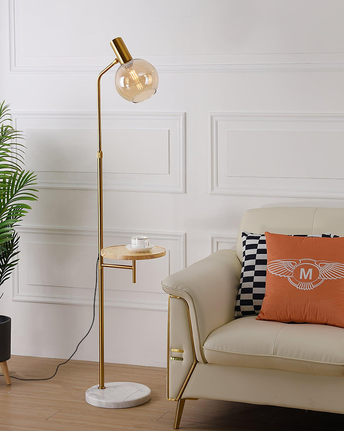 Lampadaire avec tablette — vue 3