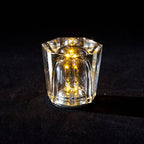 Lampe de table diamant — Modèle C : D 3.2″ x H 3.5″ / D 8.2 cm x H 9 cm / Transparent / Chargeur USB