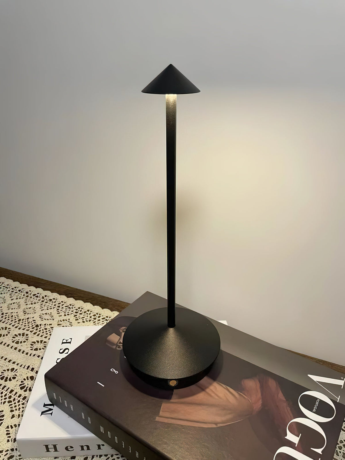 Lampe rechargeable — Ligne élancée — vue 2