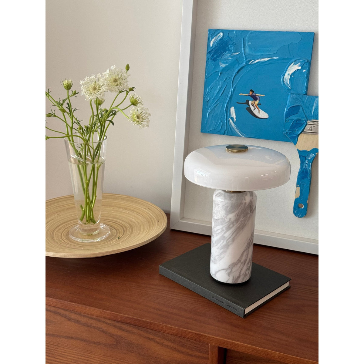 Lampe de table nomade en marbre — vue 2