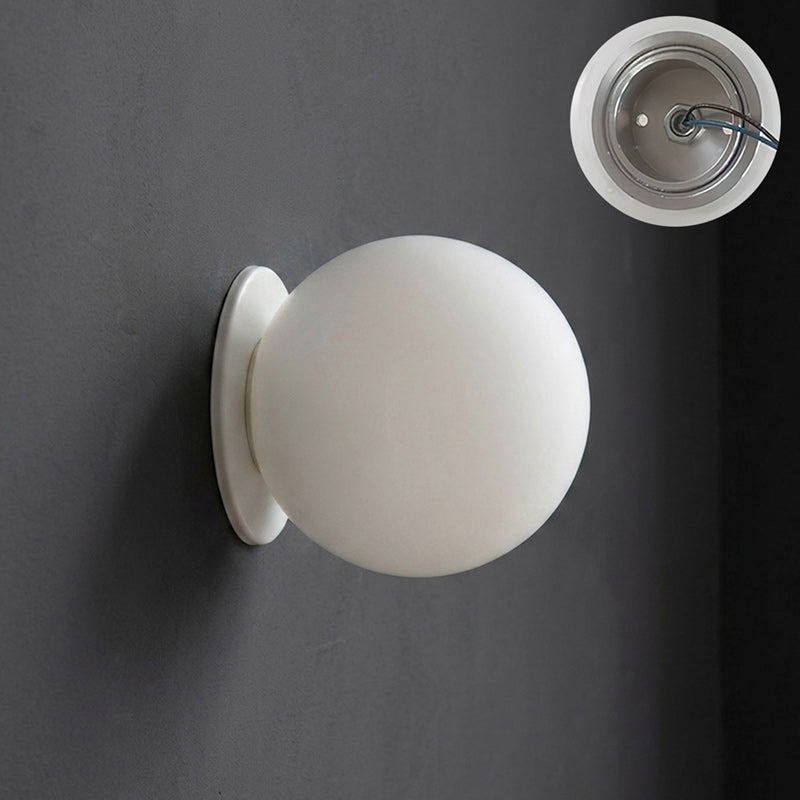 Applique globe en verre — Plusieurs formats — D 4.7″ x H 4.7″ / D 12cm x H 12cm / Argent & Verre Givré