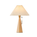 Lampe de table — Bois et tissu plissé — Marron Clair / Lumière Chaude