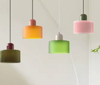 Suspension colorée à abat-jour cylindrique