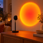Crépusia — lampe noire branchée par USB et halo coucher de soleil