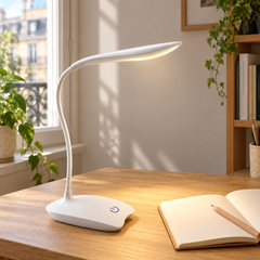 LumaDesk — lampe de bureau blanche dans un coin travail
