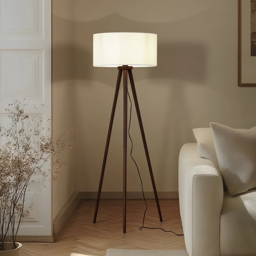 Lindby lampe sur pied Charlia, blanc, bois de noyer, hauteur 150 cm — vue 1, référence 10041730