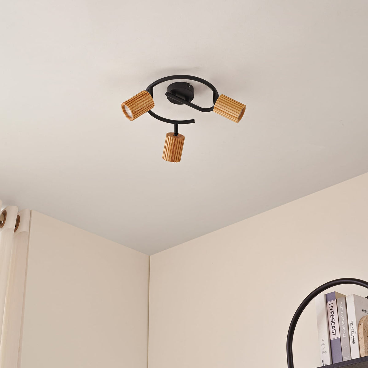 Spot pour plafond Lindby Stralino, à 3 lampes, Ø31cm, bois, GU10 — vue 3, référence 10042011