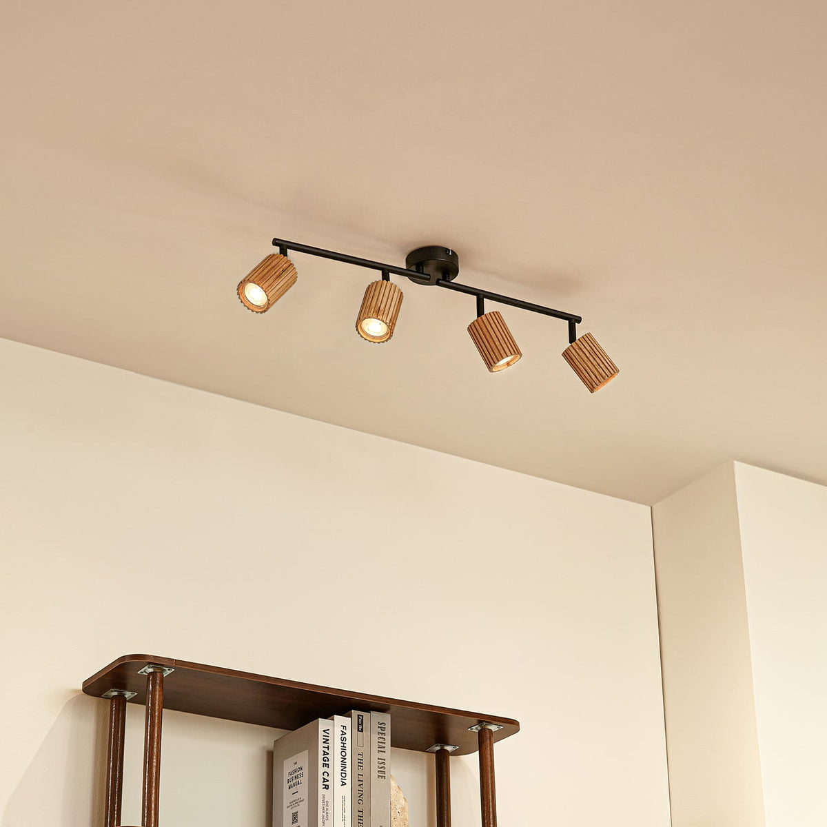 Spot pour plafond Lindby Stralino, à 4 lampes, longueur 60 cm, bois — vue 2, référence 10042012