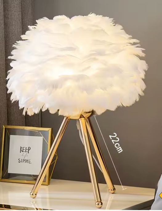 Lampe sur trépied, abat-jour blanc