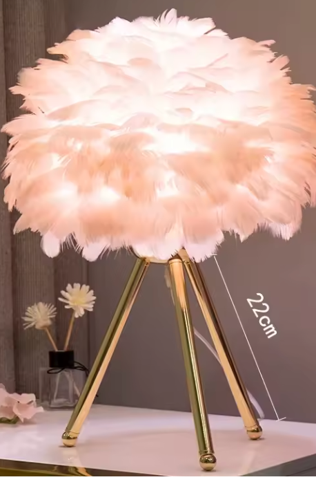 Lampe sur trépied, abat-jour rose