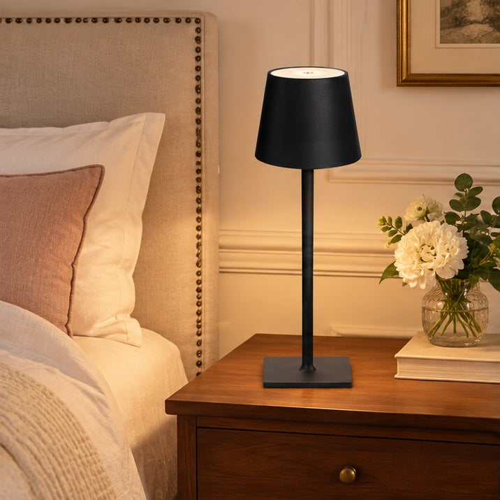 Luminelle | Lampe LED Sans Fil Rechargeable — chambre — mise en scène illustrative 2