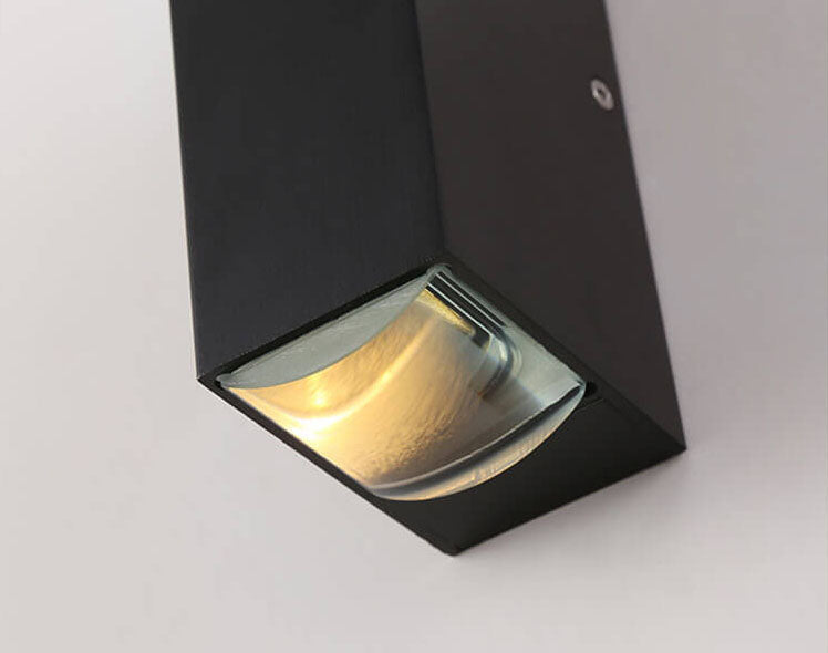 Noctéra | Applique Murale LED Extérieure – Design Moderne et Étanchéité Élégante