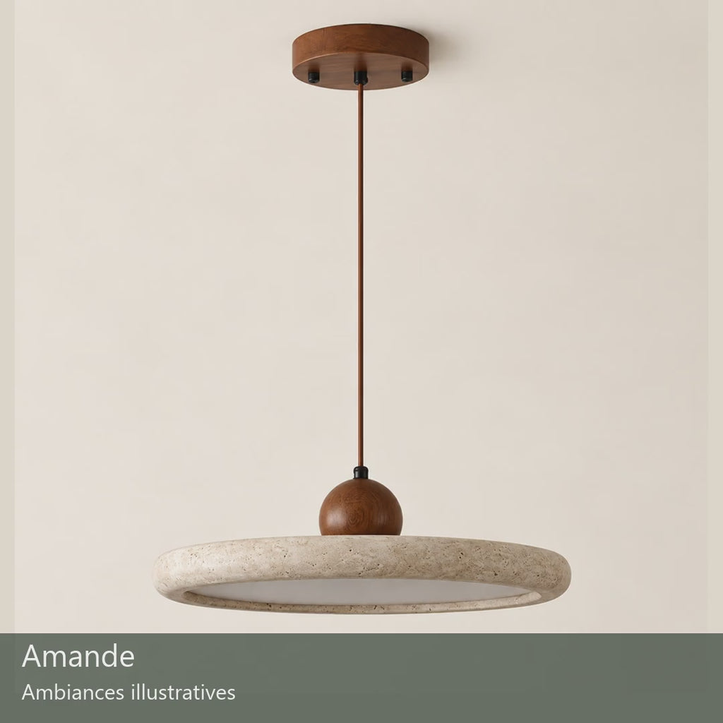 Amande — montage de deux décors créés à partir des références du modèle, 8 secondes, sans son. Aucune démonstration de fonctionnement.