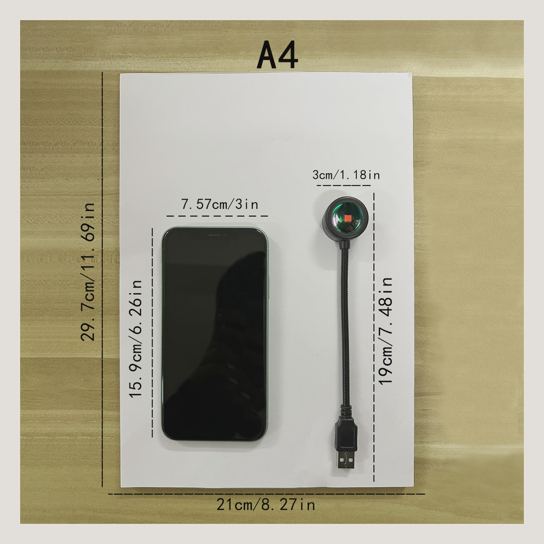 Cadeau USB projection coucher de soleil — présentation photographique du modèle à col flexible et prise USB directe, 12 secondes. Téléphone et décor non fournis.