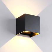 Applique Façade noire cubique projetant une lumière vers le haut et le bas