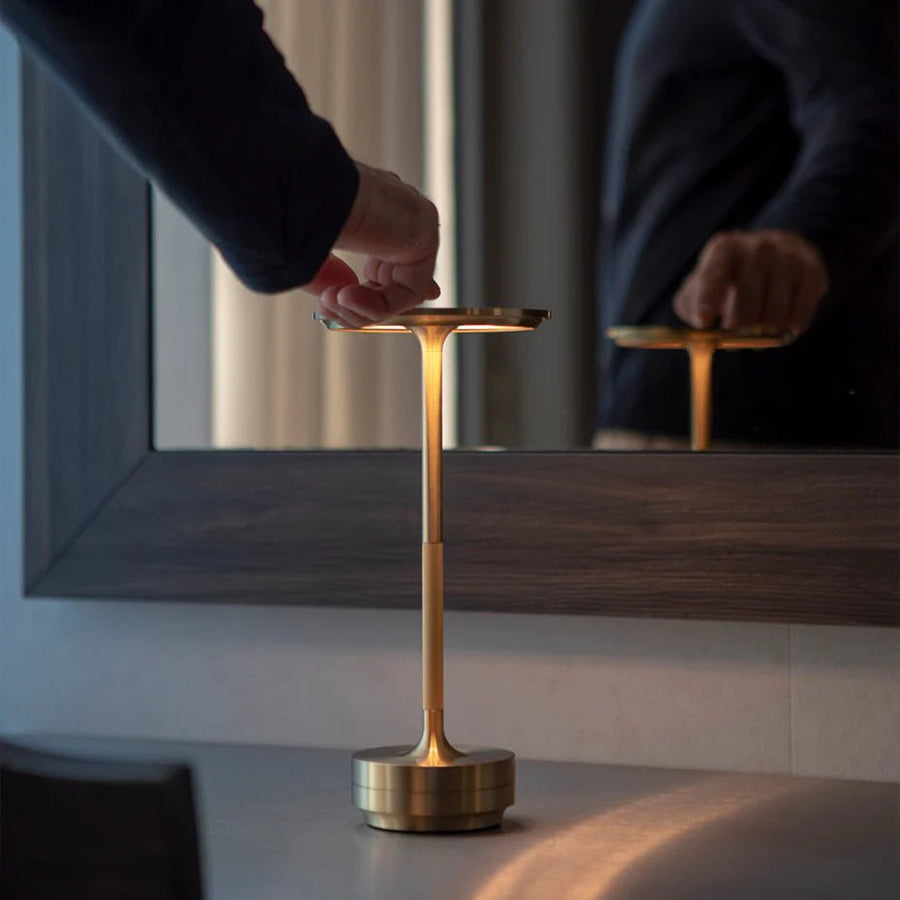 Rétalis | Lampe de table sans fil à intensité réglable