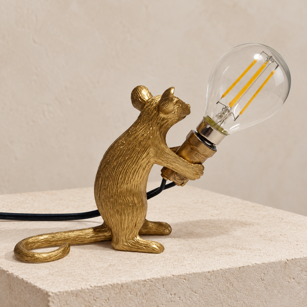 Lampe souris dorée — décor illustratif 5