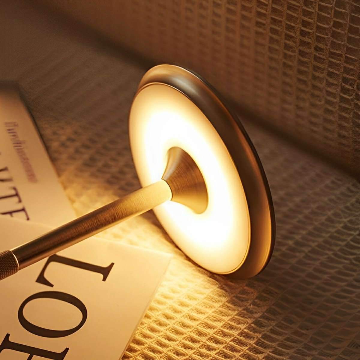 Lampe de Table Dimmable – Or/Argent/Noir, Design Moderne avec Fonction de Charge USB-C pour Salon ou Chambre