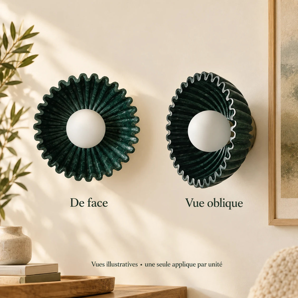 Volute — Comparer les deux angles réellement documentés. Création illustrative fondée sur les références du modèle ; décor non inclus. Échelle illustrative, dimensions exactes à confirmer.
